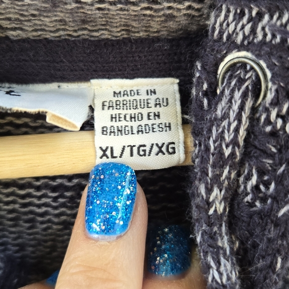 Hedge Pullover Hooded Sweater - Picture 7 of 10